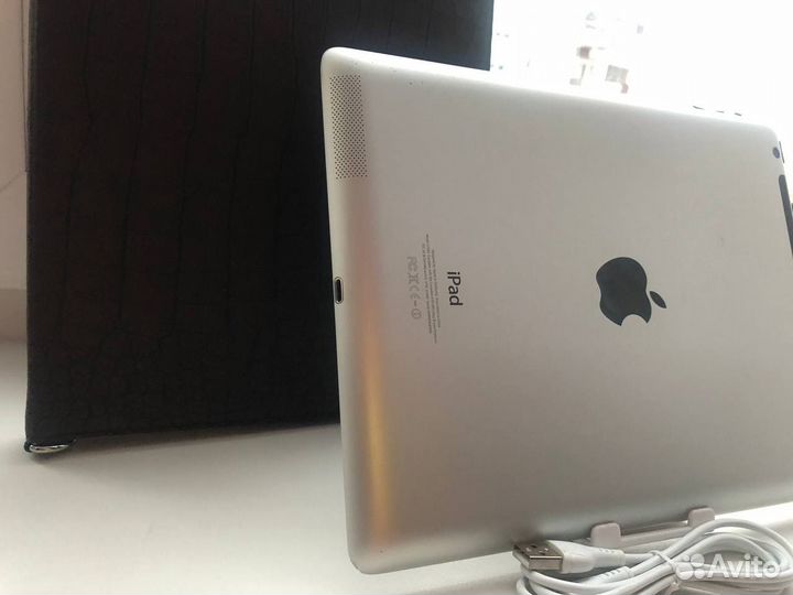 iPad 4 32гб sim/Wifi
