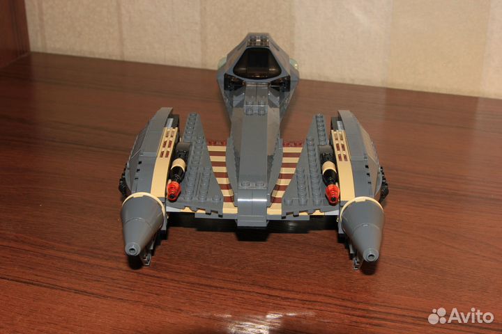 Lego Star Wars 8095 General Grievous Starfighter