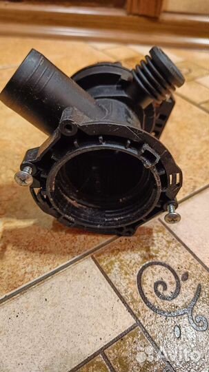 Сливной насос indesit widl86ex