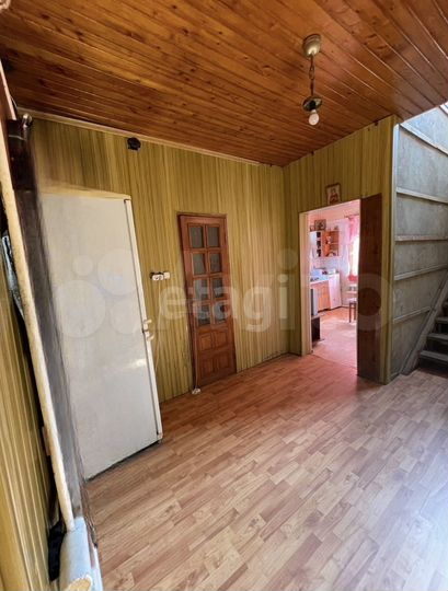 Коттедж 278 м² на участке 15 сот.