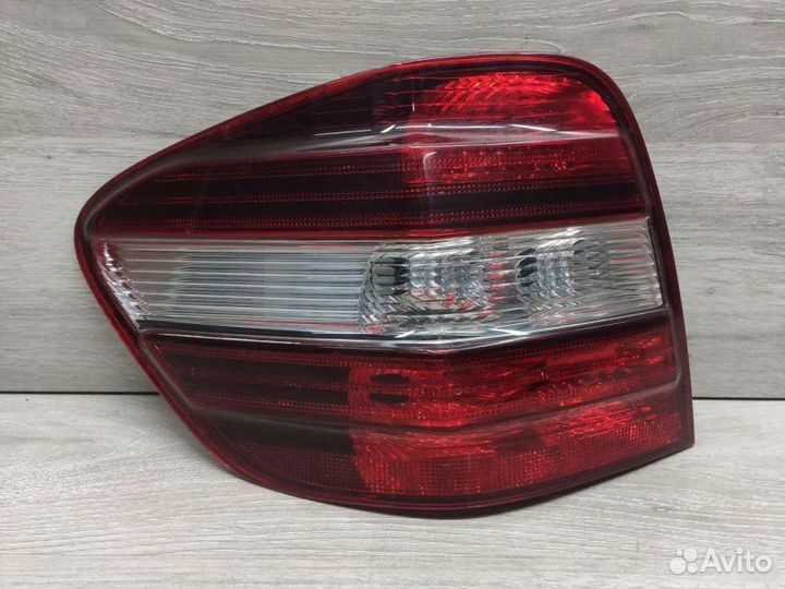 Стоп-сигнал Mercedes M W164