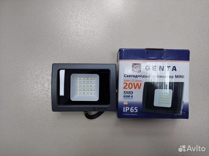Светодиодный прожектор Genta mini 20 Ватт