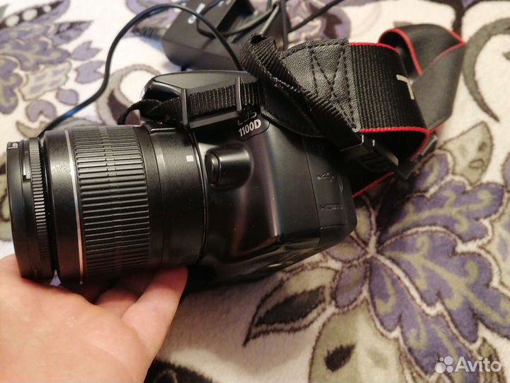 Зеркальный фотоаппарат canon eos 1100d
