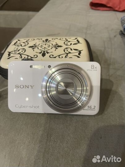 Компактный фотоаппарат sony