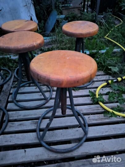 Барный стул-табурет