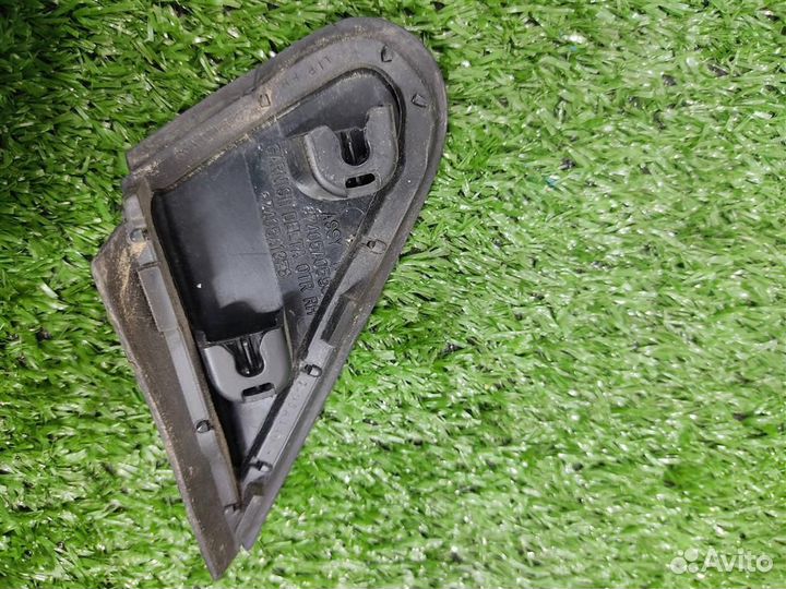 Накладка крыла переднего правого Mitsubishi Lance