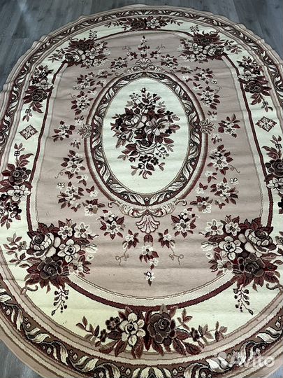 Ковер шерстяной