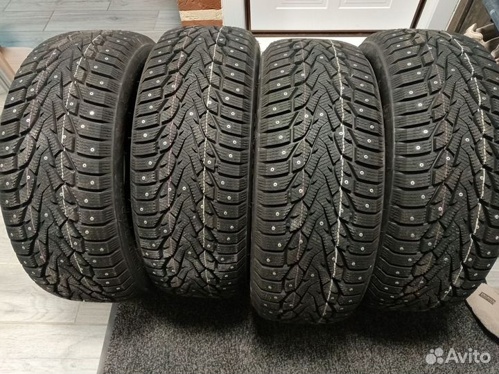 iLink Wintervorhut Stud III 235/55 R18