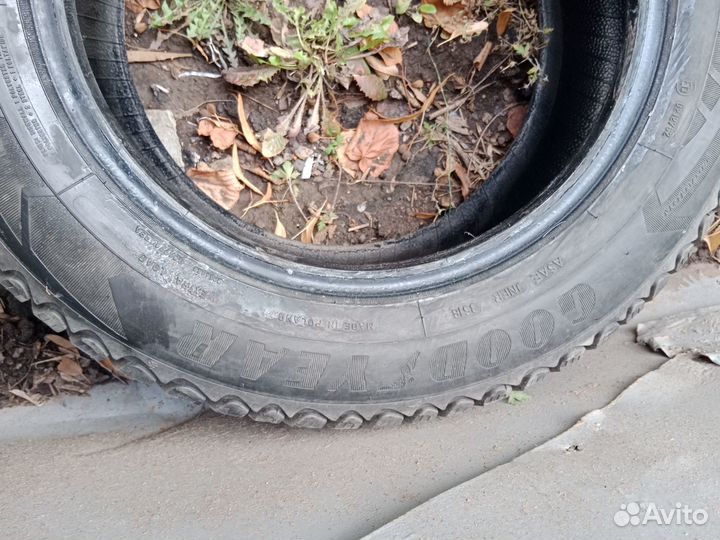 Goodyear Ultragrip Ice Arctic 195/65 R15