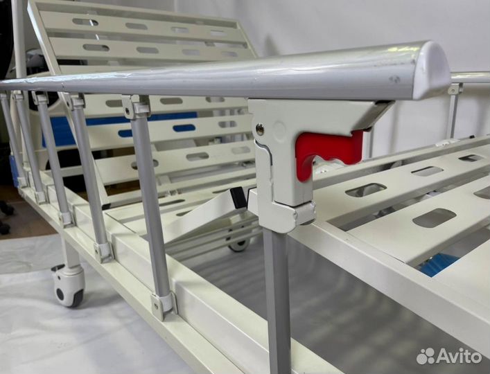 Медицинская функциональная кровать