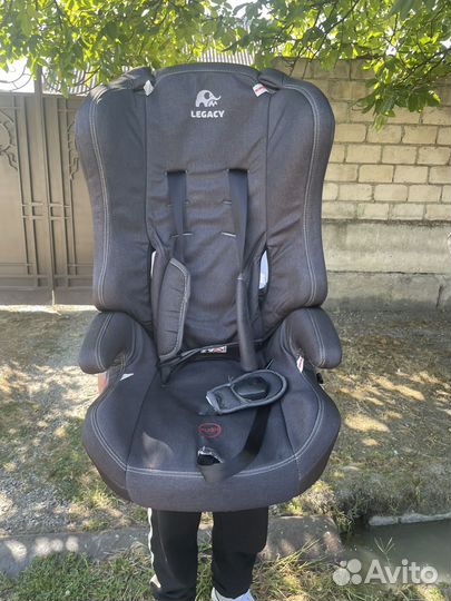 Автомобильное детское кресло
