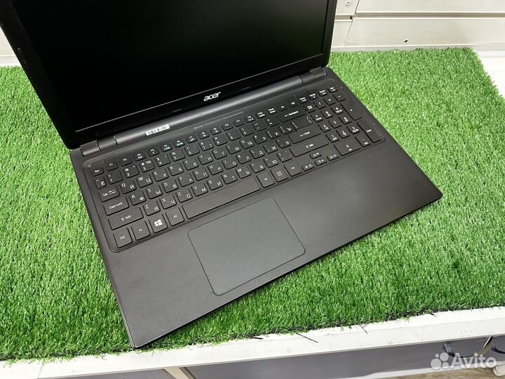 Ноутбук Acer с подсветкой клавиатуры