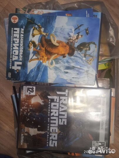 Dvd диски мультфильмы,игры,комедии,докум.фильмы