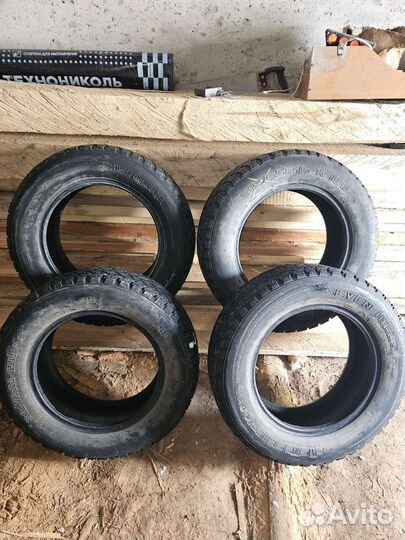 Accelera 651 215/65 R16