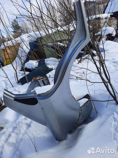 Крыло задннее правое маздаgg