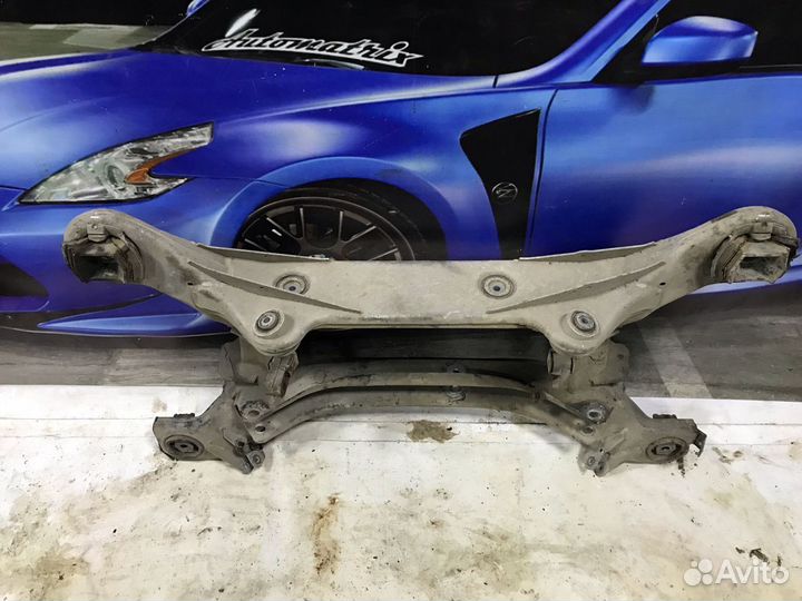 Подрамник задний Mercedes W220 2203503541