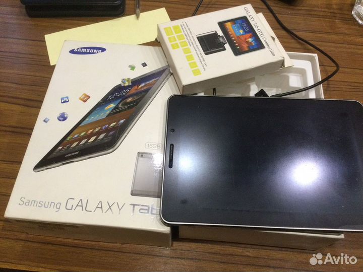 Samsung galaxytab 7.7 GT p 6800