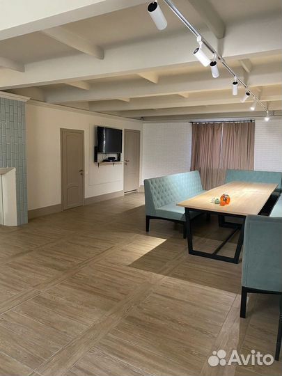 Коттедж с сауной и бассейном