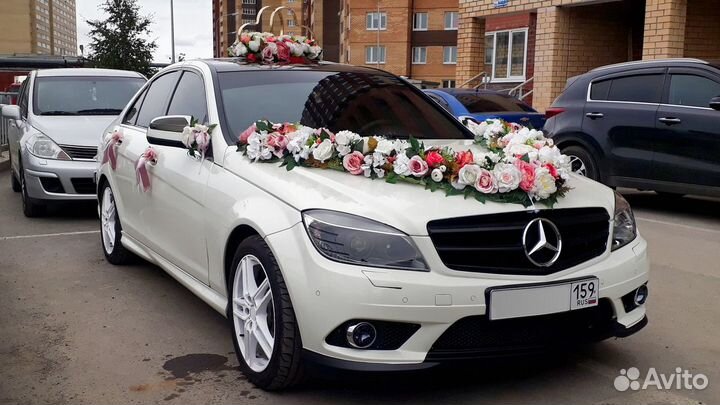 Свадебный комплект на машину