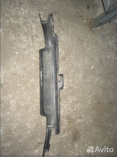 Накладка порога левая Honda CR-V 84251-S10ZA1000