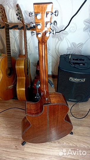 Гитара электроакустическая массив