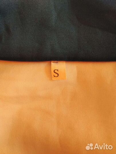 Спортивный костюм на девочку