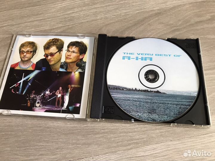 Cd диск Robbie Williams, Queen