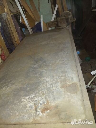 Стол слесарный металлический