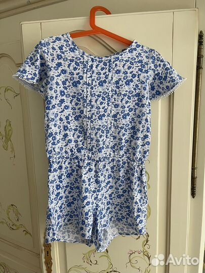 Вещи для девочки 128-134