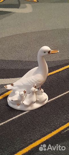 Фарфоровые статуэтки