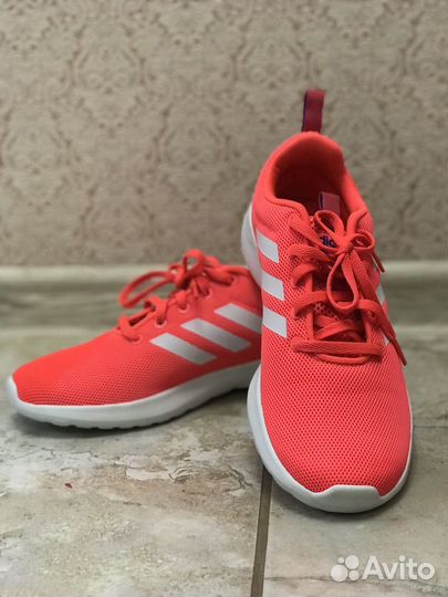 Кроссовки adidas для девочки 36 размер