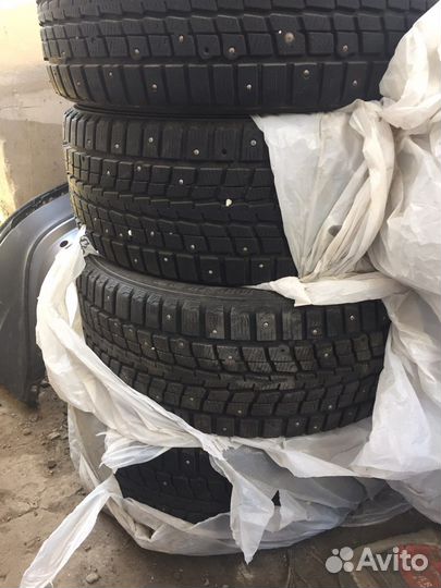 Dunlop SP Winter Ice 01 215/50 R17