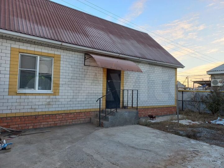 Дом 61 м² на участке 2,3 сот.