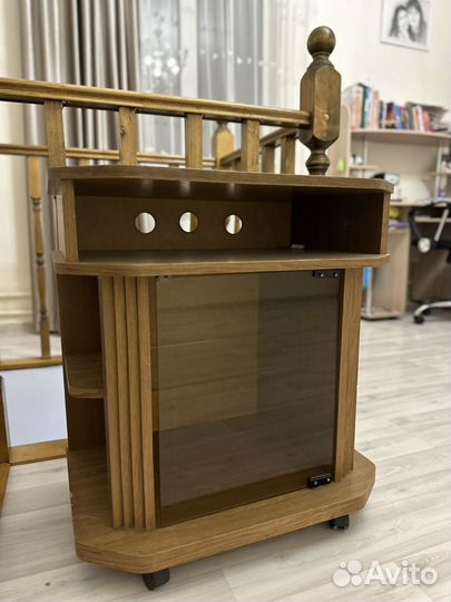 Тумба под телевизор