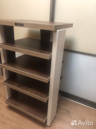 Стойка под аудио аппаратуру