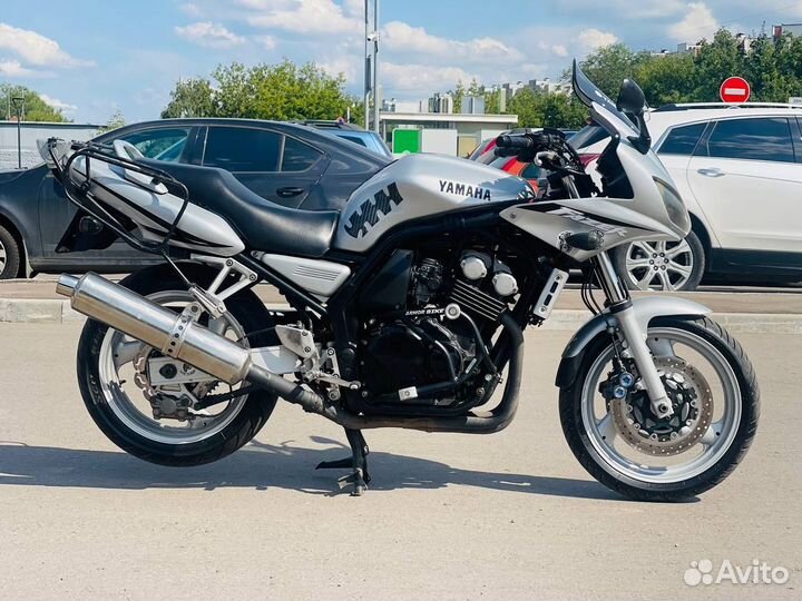 Yamaha FZS600 fazer