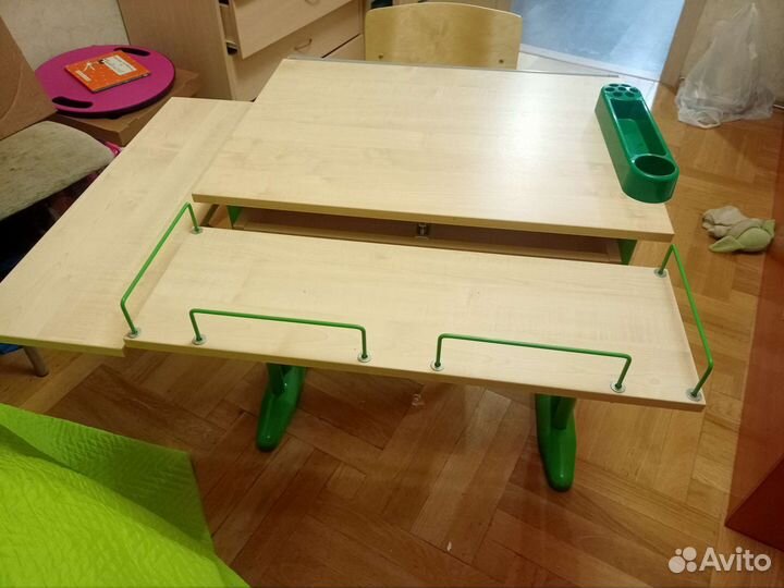 Растущая парта и стул деми