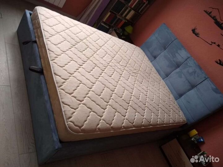 Перетяжка мягкой мебели