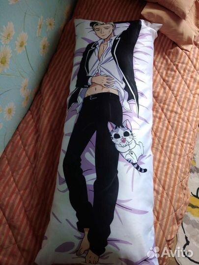 Подушка дакимакура