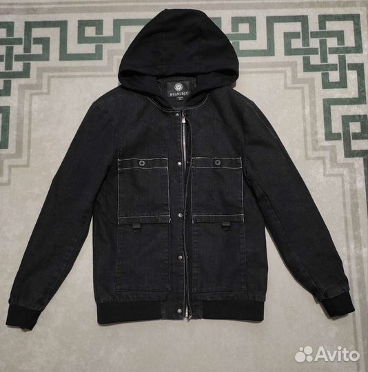 Джинсовая куртка