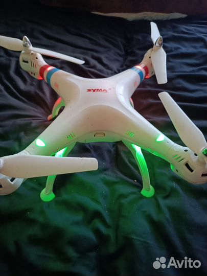 Квадрокоптер syma x8