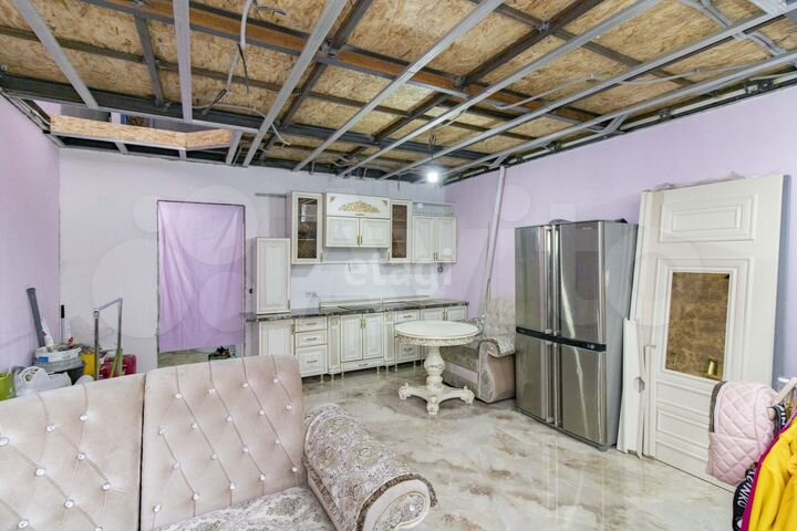 2-к. квартира, 85,4 м², 1/9 эт.