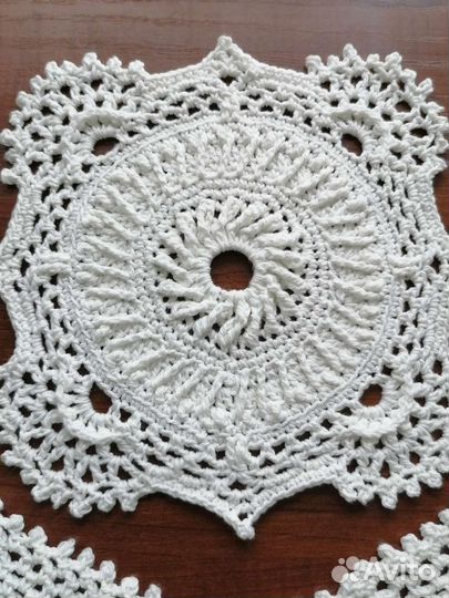 Бандана-косынка и салфетки под кружку