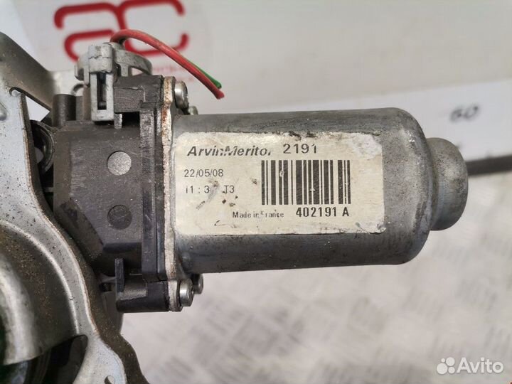 Стеклоподъемник электрический задний левый Nissan