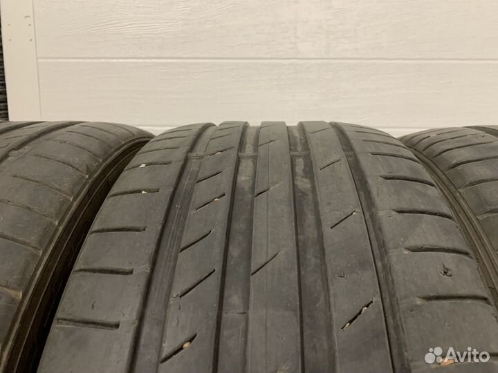 Kumho Ecsta PS71 245/35 R20 и 275/30 R20 95Y