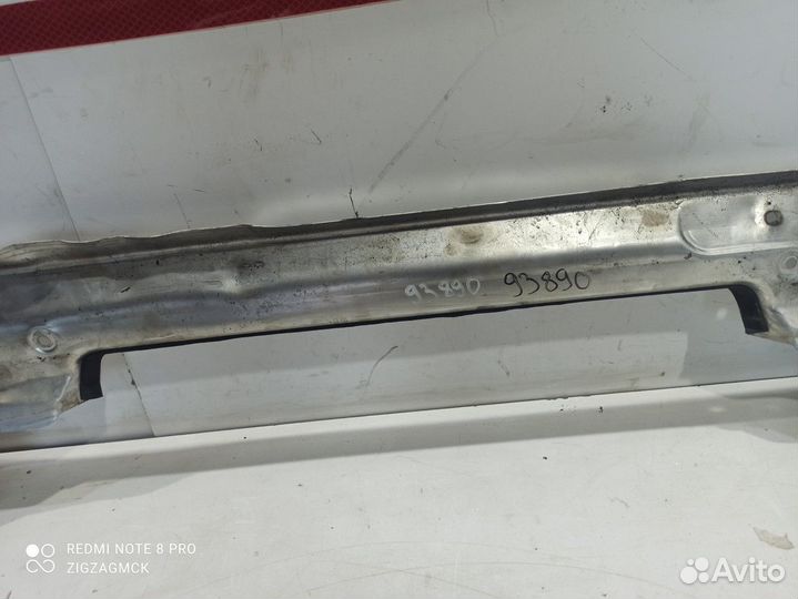 Дополнительный усилитель (растяжка стоек)