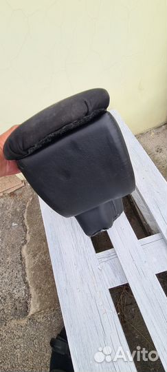 Подлокотник KIA RIO 3