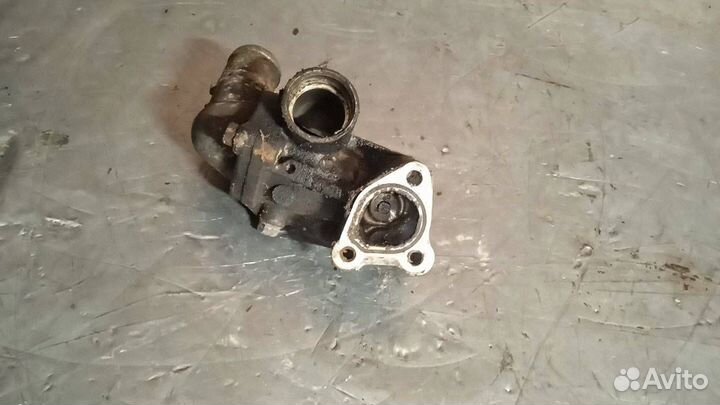 Термостат Mitsubishi Carisma рест. 2001