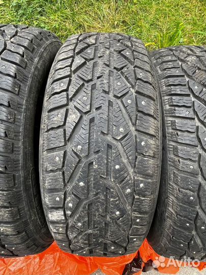 Tigar SUV Ice 215/60 R17 100T