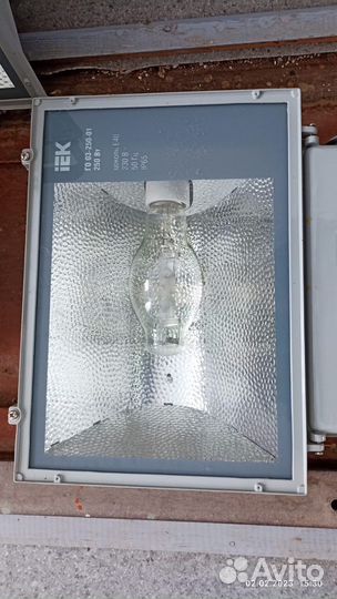 Прожектор металлогалогеновый